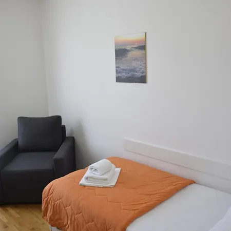 Auberge de jeunesse Kampus *