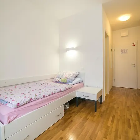 Auberge de jeunesse Kampus